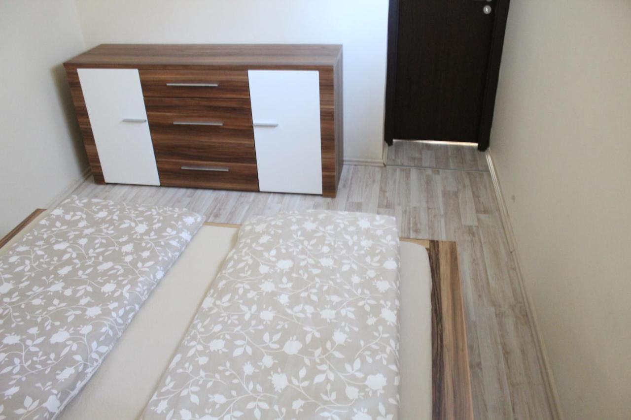 Medlin Apartman Apartment ชิโอฟก ภายนอก รูปภาพ